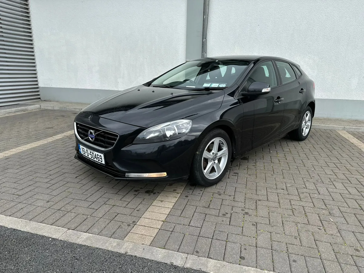 Volvo V40    15.     1.6d    Nct 12/25 Tax 06/25 - Image 1