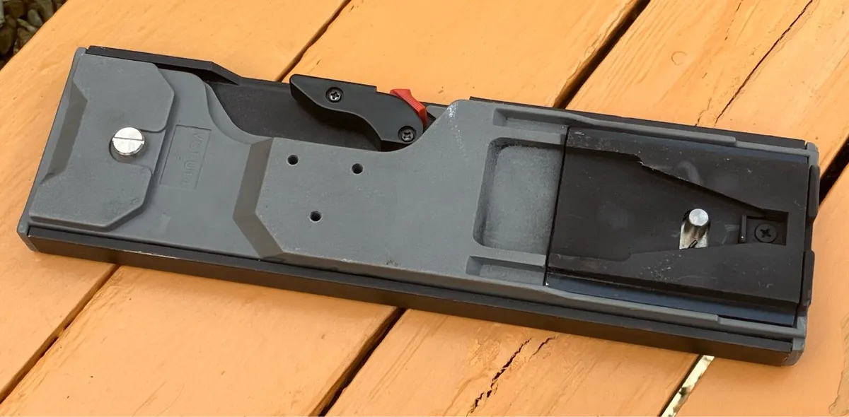 V-lock vct u14 camera plate - Image 1