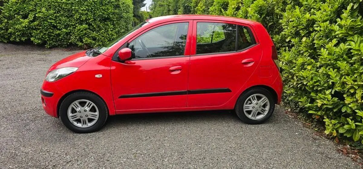 2010 Hyundai I10 automatic - Image 2