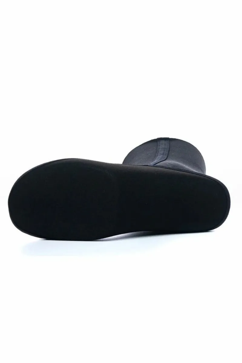 C-Skins Mausered Adult 2.5mm Wetsuit Socks - Image 3