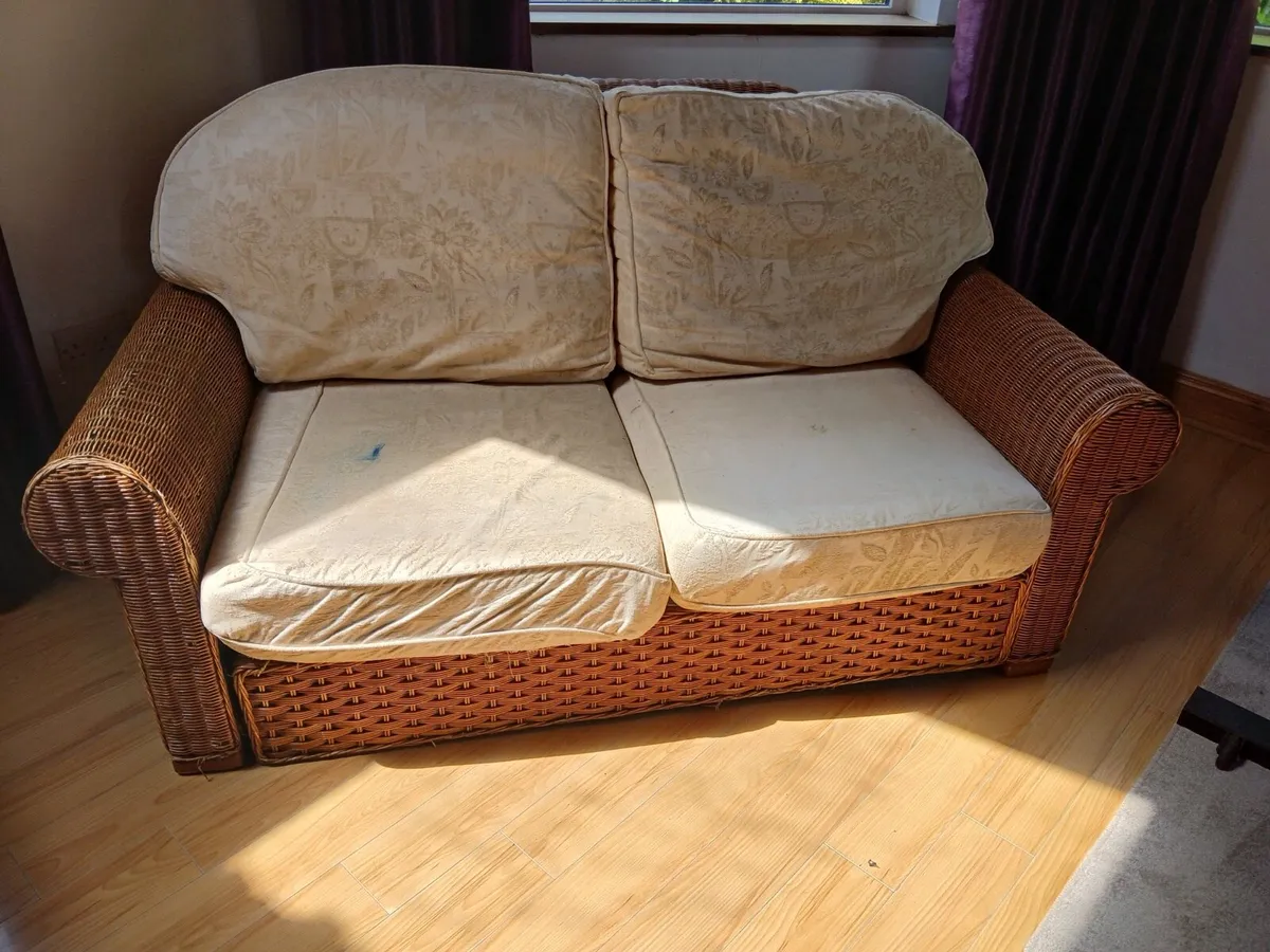 Wicker suite - Image 1