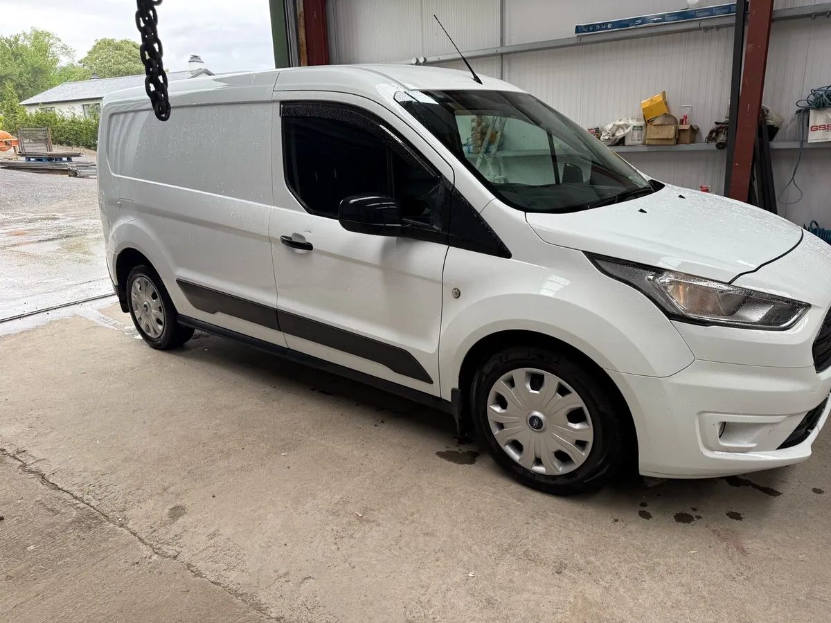 Ford Transit Connect - Image 3