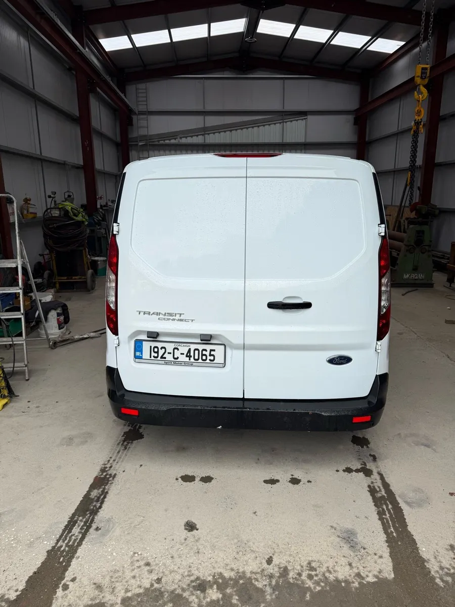 Ford Transit Connect - Image 4