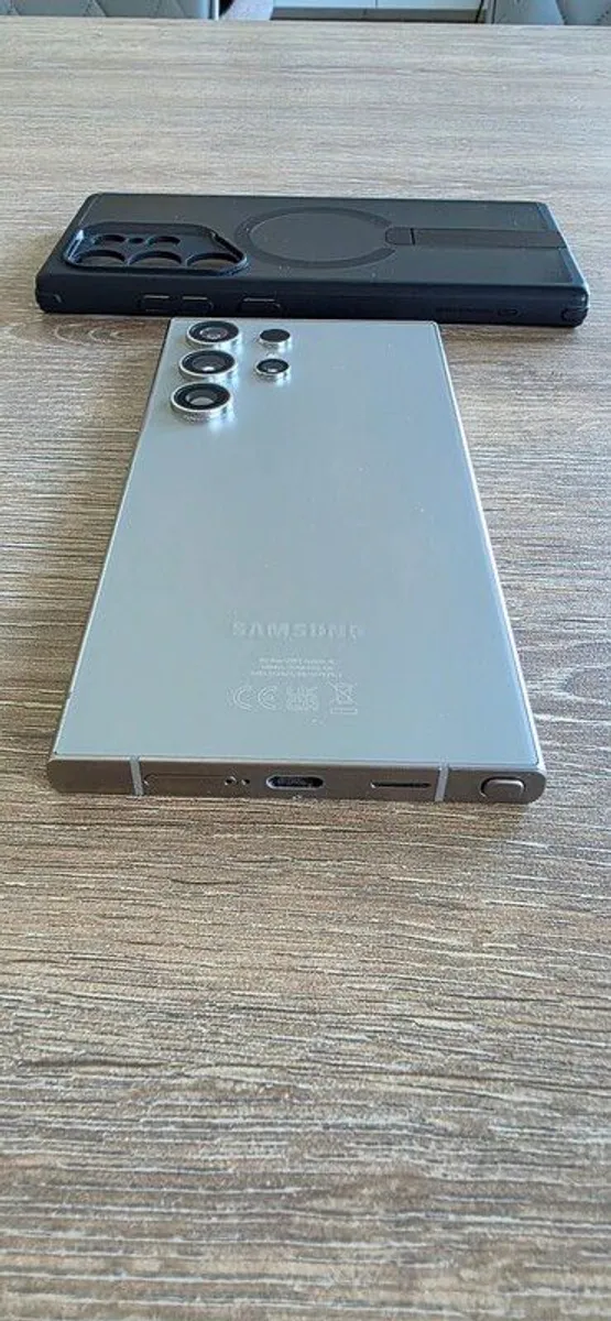 Samsung Galaxy S24 Ultra - Image 2