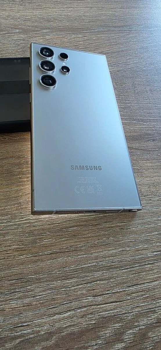 Samsung Galaxy S24 Ultra - Image 4