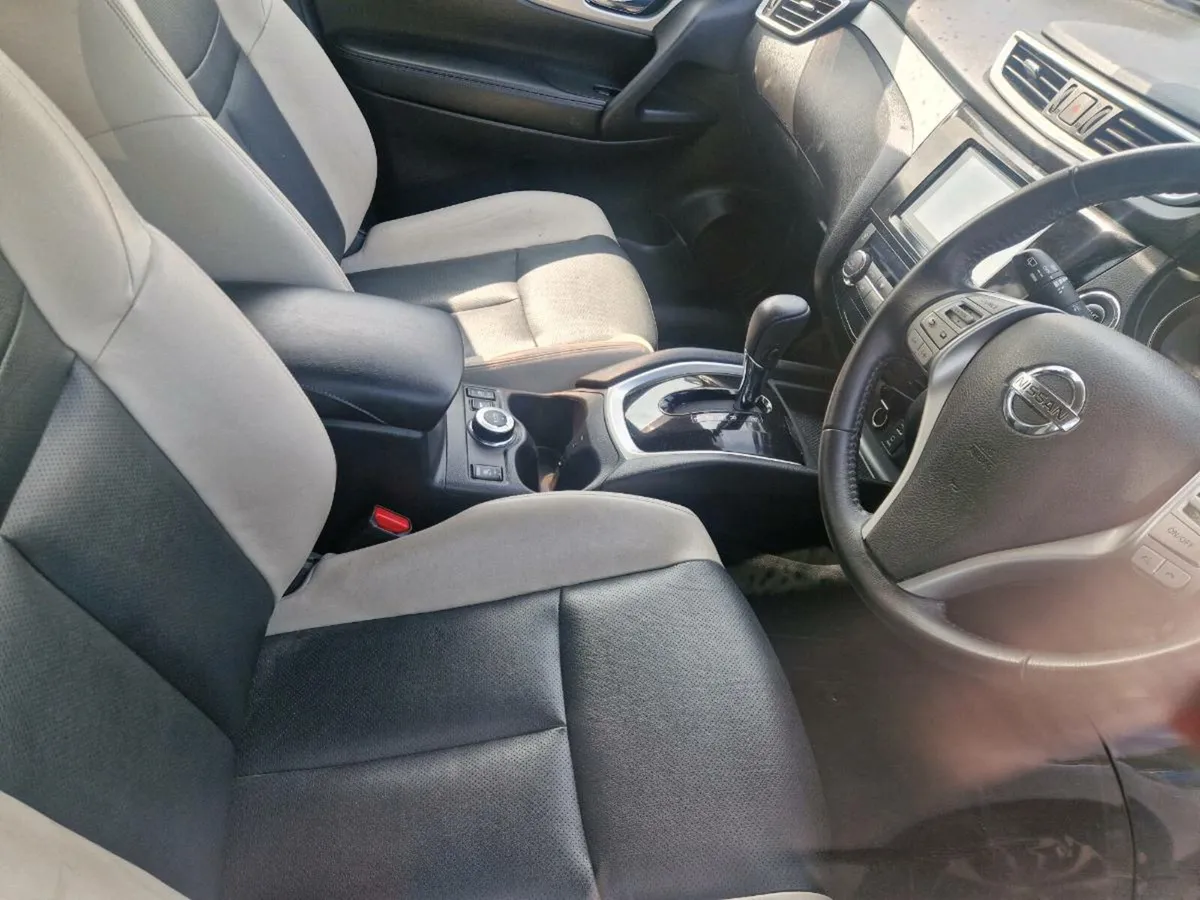 2017 NISSAN X TRAIL AUTOMATIC PETROL - Image 4
