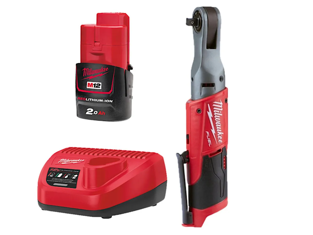 ONLY €200 Milwaukee M12  3/8" Ratchet KIT - Image 1