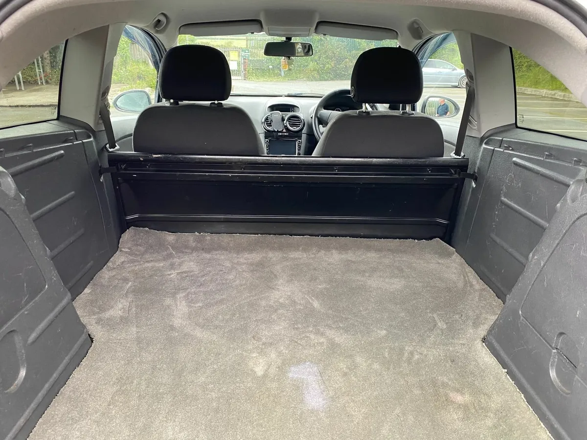 2010 Vauxhall Corsa 1.3 cdti - Image 2