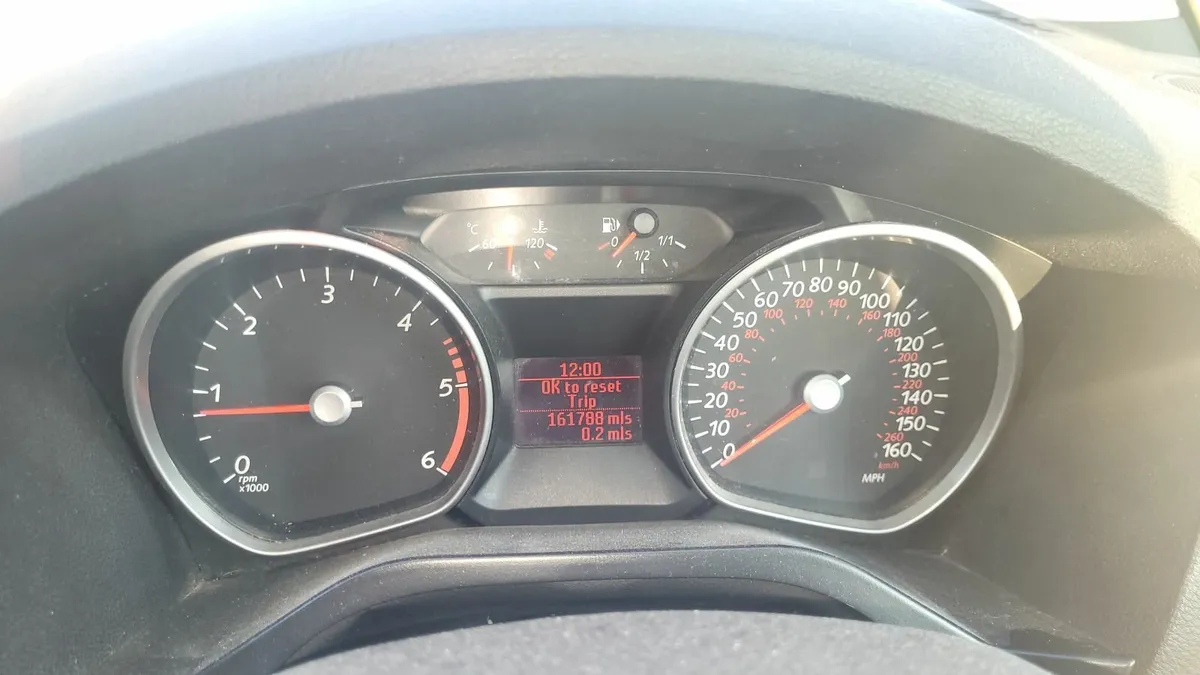 Ford S-Max 2014 - Image 2