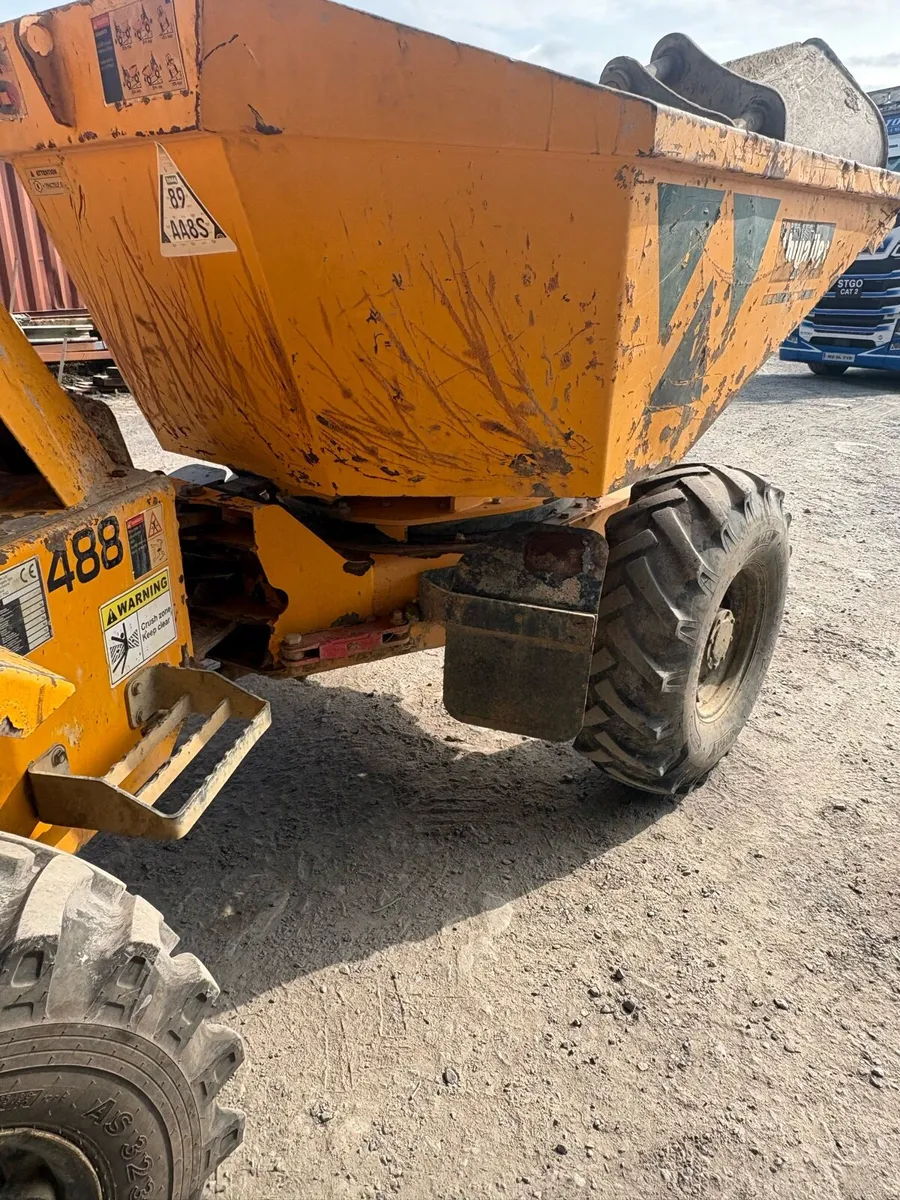 2014 thwaites 3 tonne swivel - Image 3