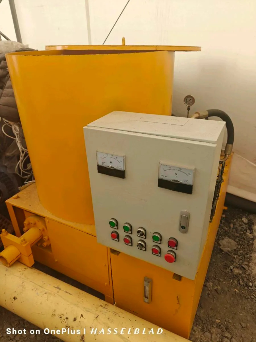 Briquette machine - Image 1