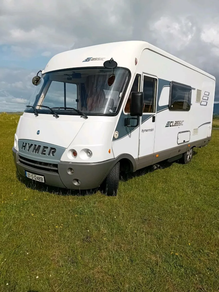 2007 Hymer A Class Luxury 5 Berth Motorhome - Image 2