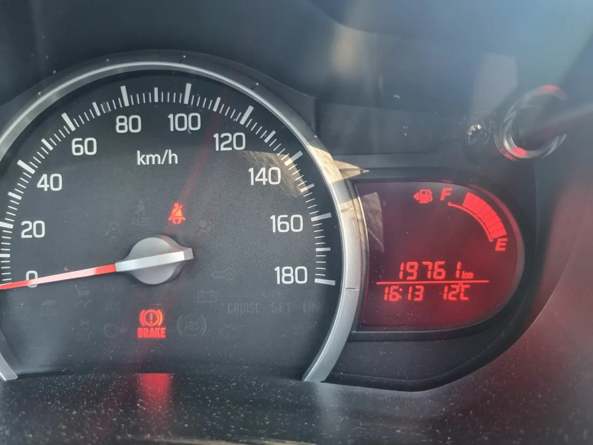 Suzuki Celerio GL +5DR - Image 4