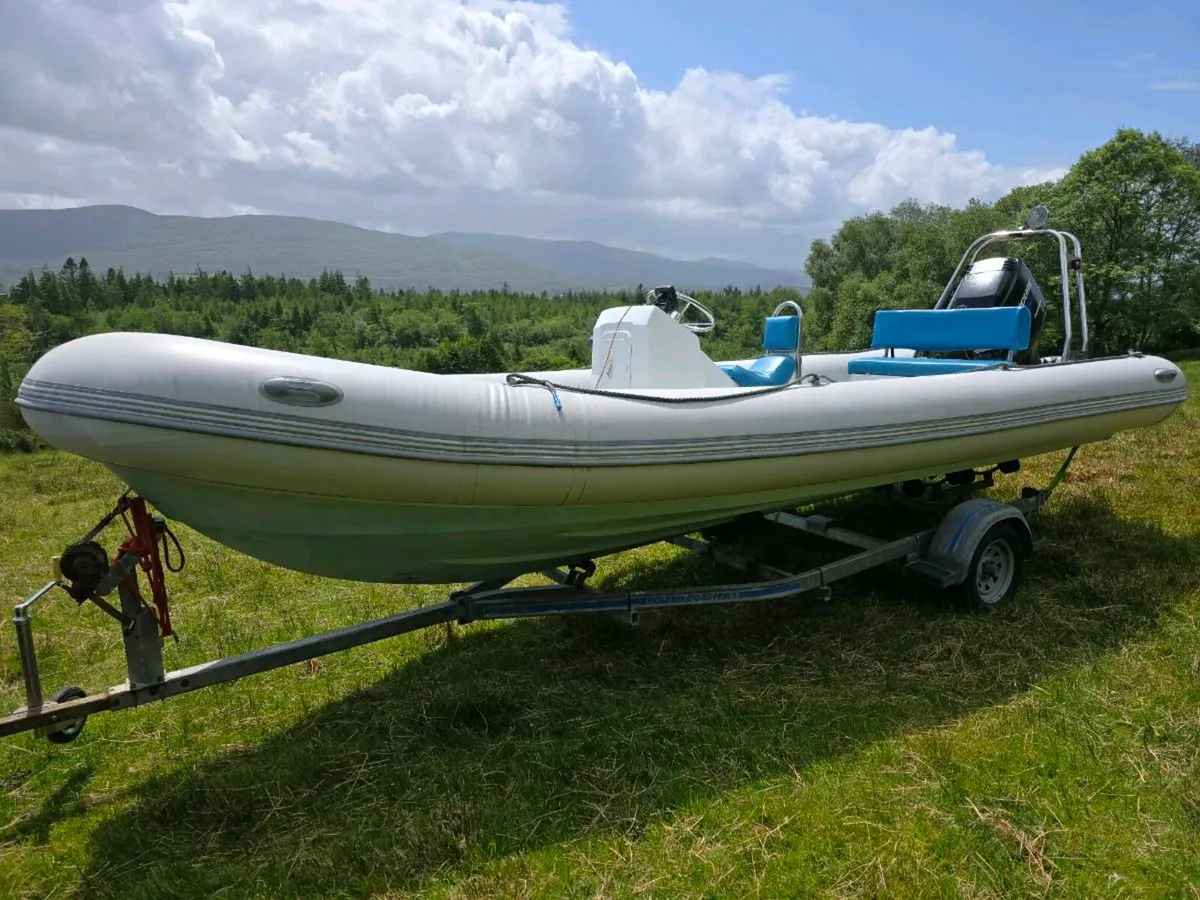 Predator 6.5m deep v-hull rib boat 115hp - Image 1