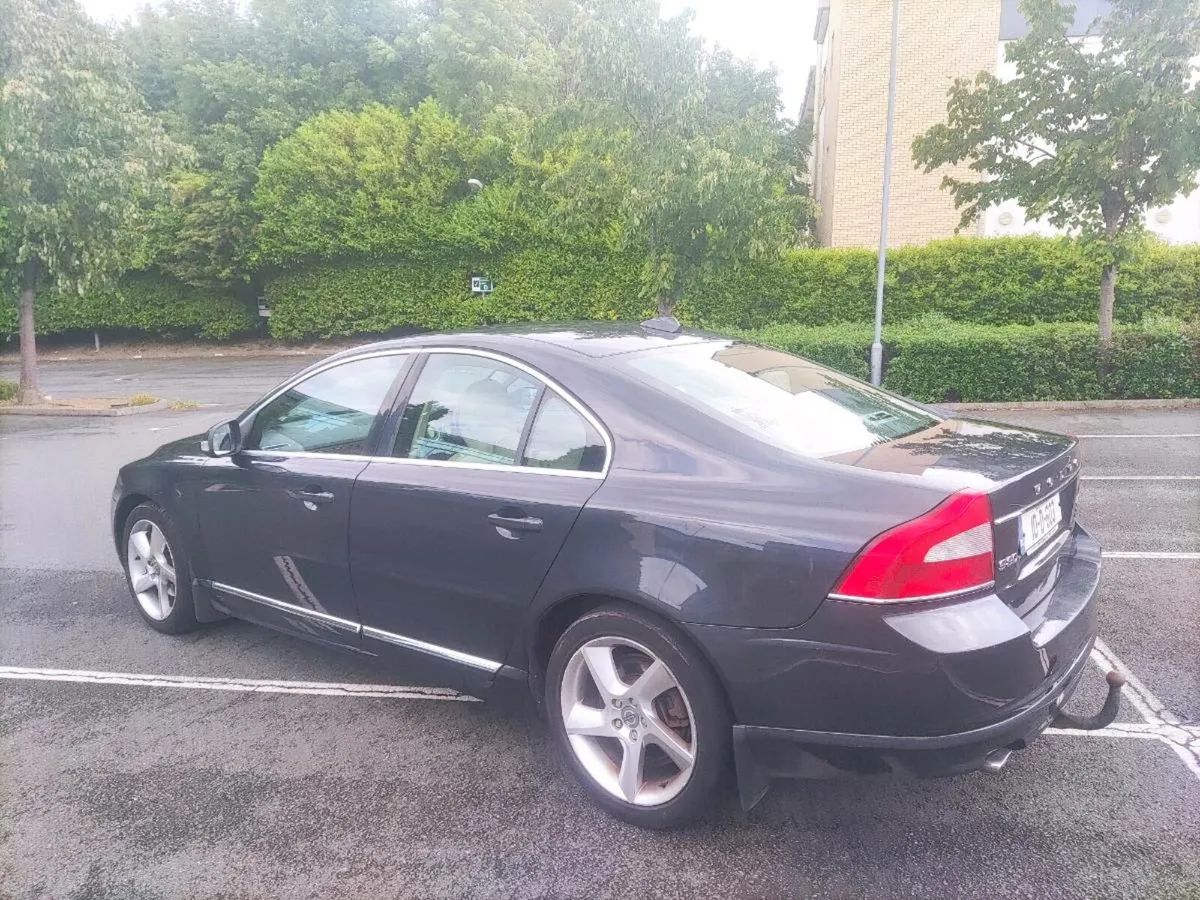 VOLVOvo S80 2.4  D5 205 HP LUX AUTOMATIC - Image 4