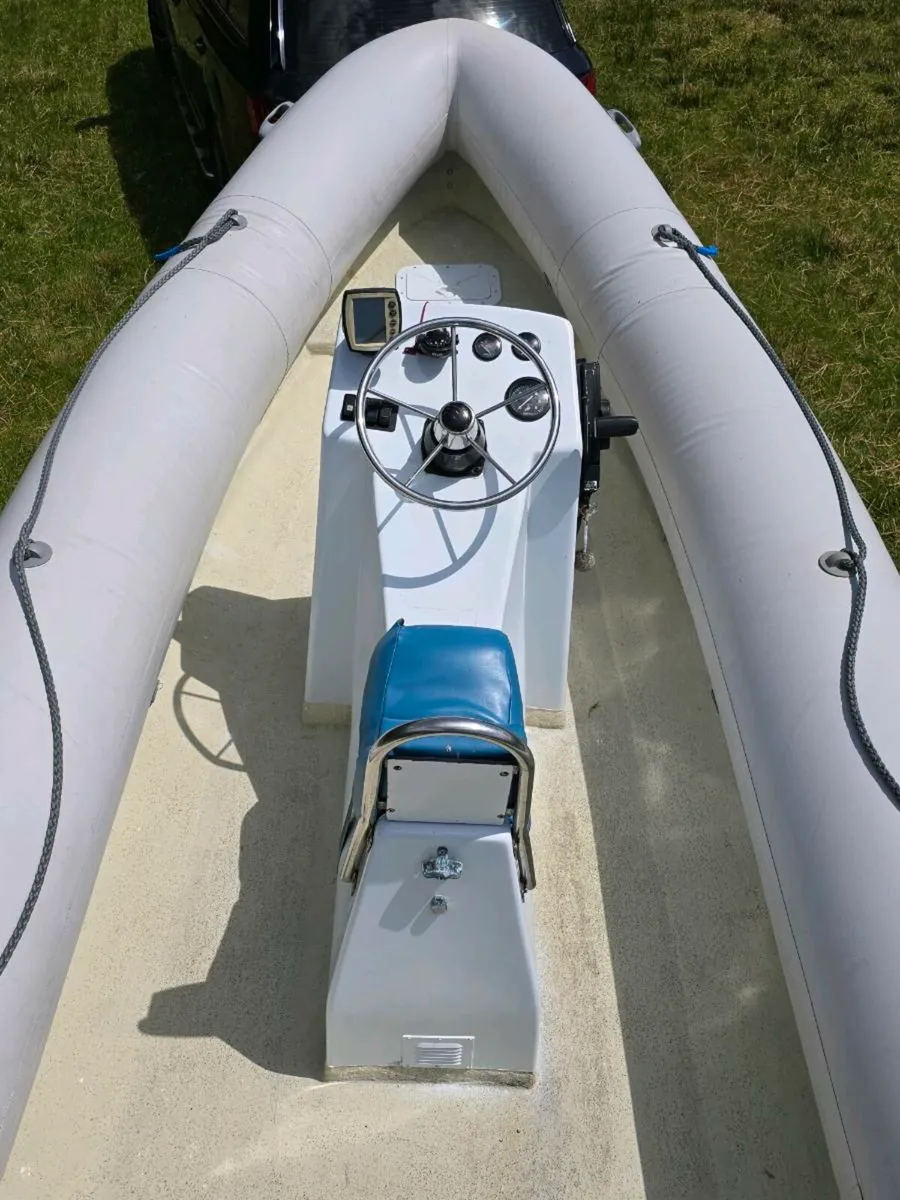 Predator 6.5m deep v-hull rib boat 115hp - Image 2