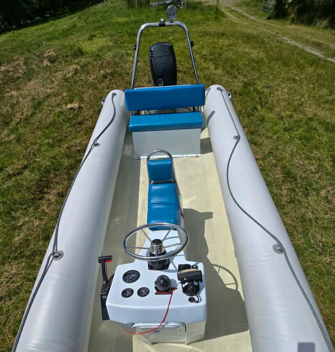 Predator 6.5m deep v-hull rib boat 115hp - Image 4