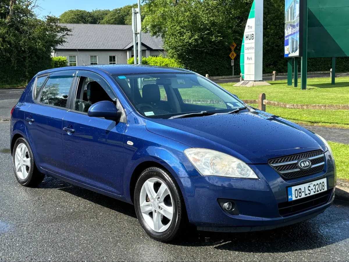 Kia Ceed 1.6 D EX 5DR 2008 *NCT & TAX* - Image 1