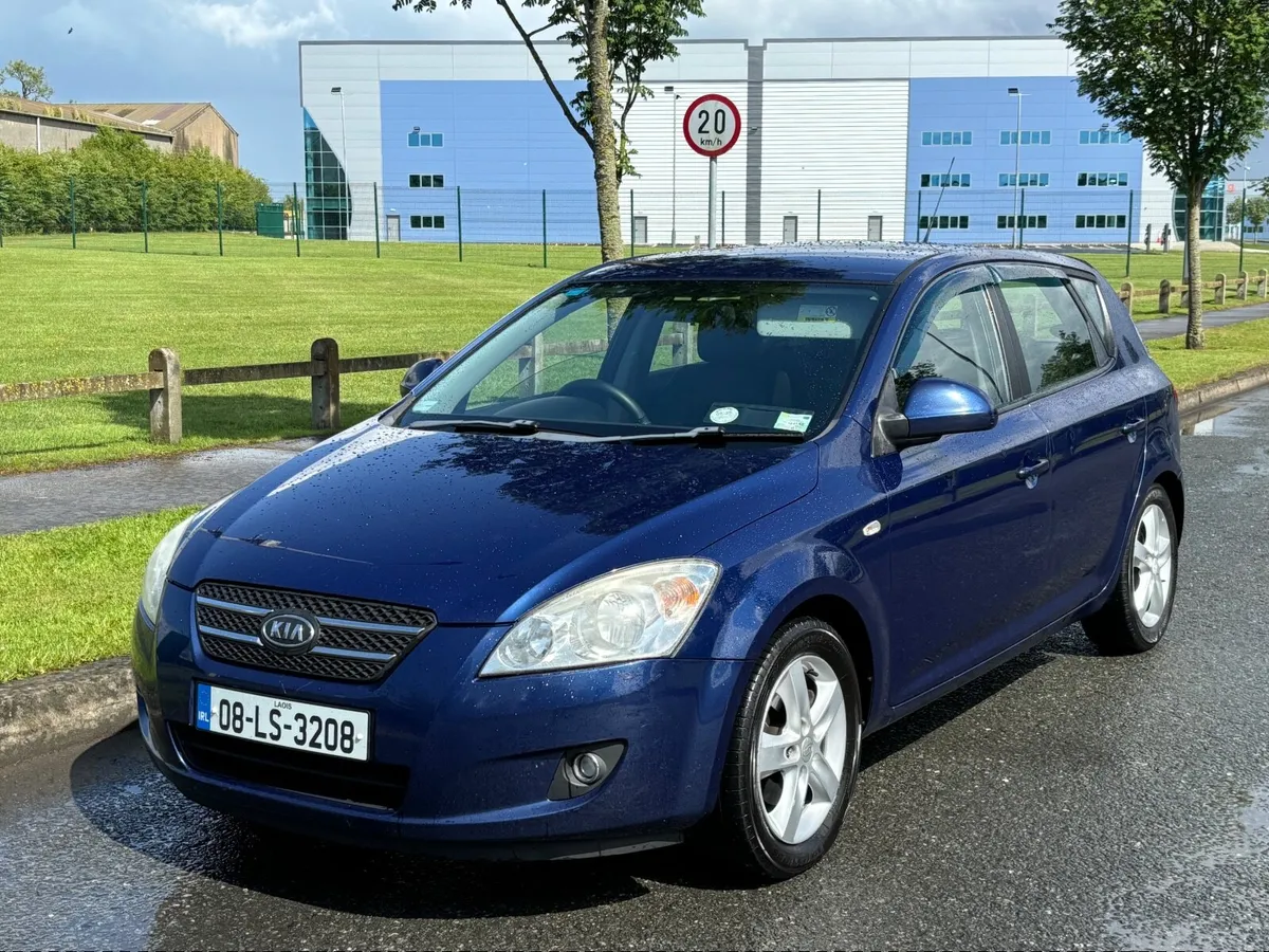 Kia Ceed 1.6 D EX 5DR 2008 *NCT & TAX* - Image 3