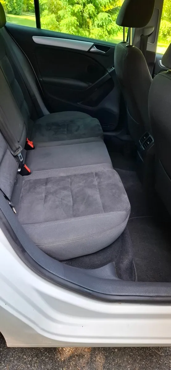 11 VW Golf.  , HIGHLINE,  DIESEL - Image 4
