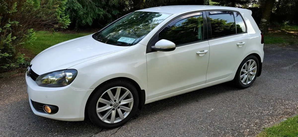 11 VW Golf.  , HIGHLINE,  DIESEL - Image 2