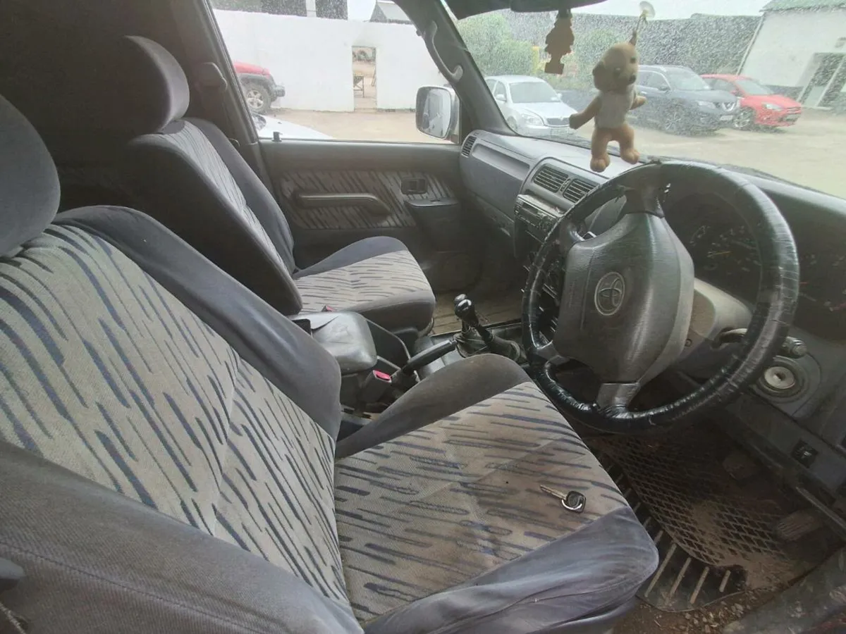 Toyota landcruiser - Image 3
