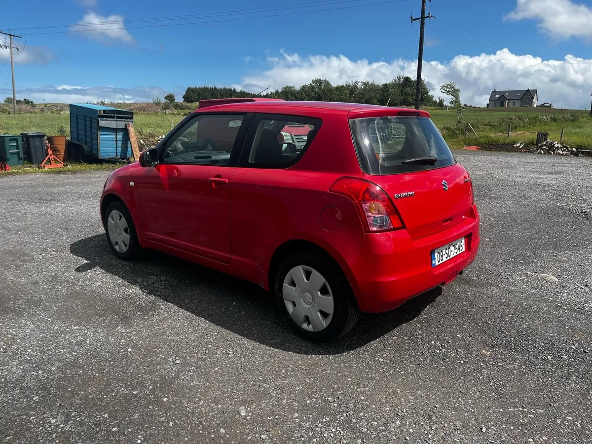 Suzuki Swift - Image 4