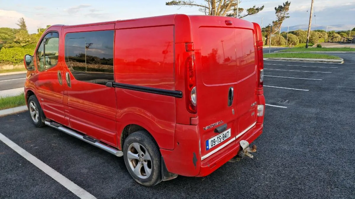 Vauxhall Vivaro - Image 3