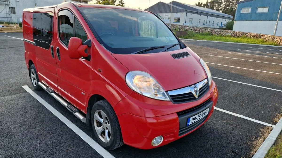 Vauxhall Vivaro - Image 1