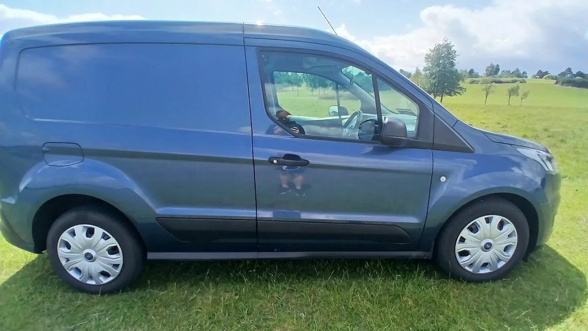 Ford Tourneo Connect 2021 - Image 1