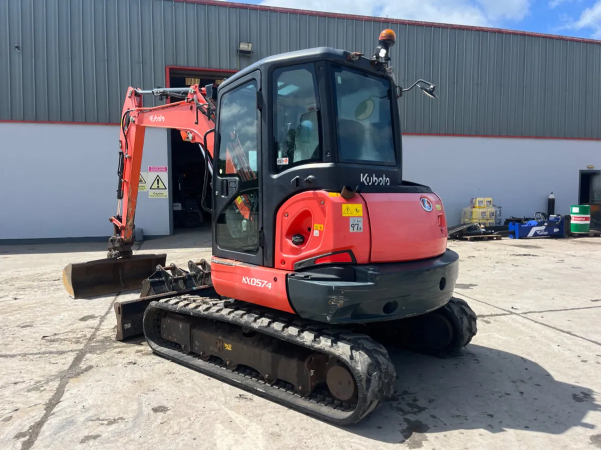 2018 Kubota KX057-4 - Image 3