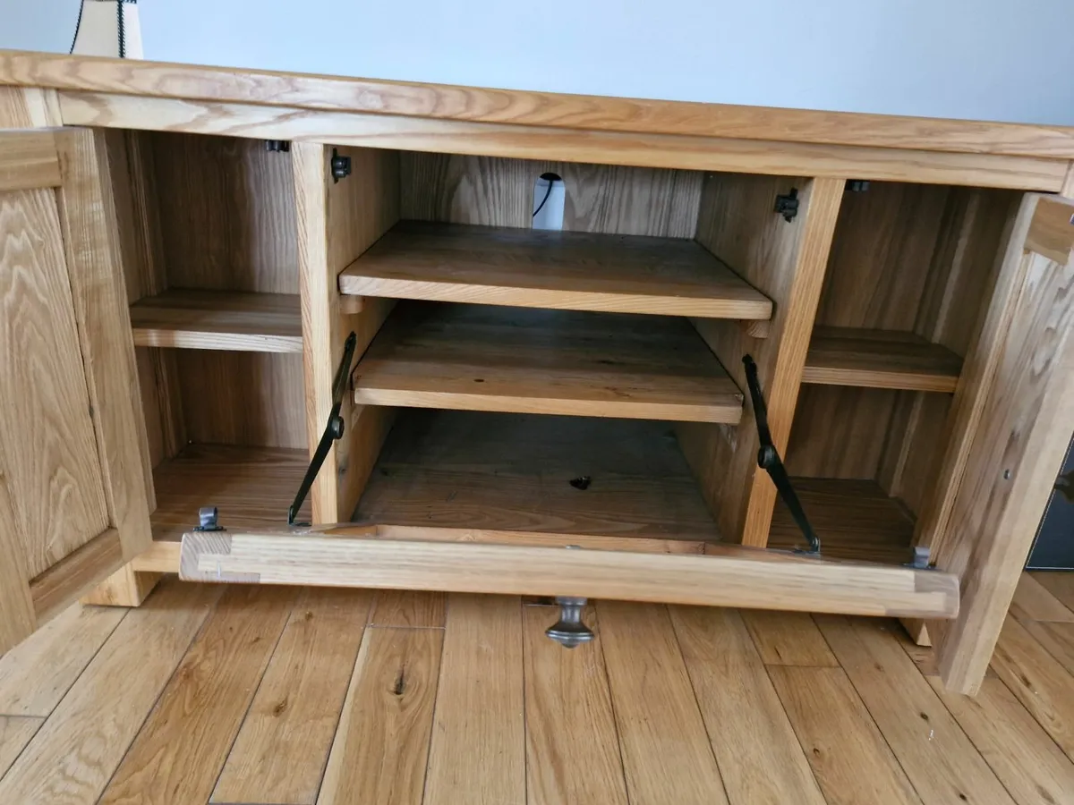Corner TV stand - Image 4