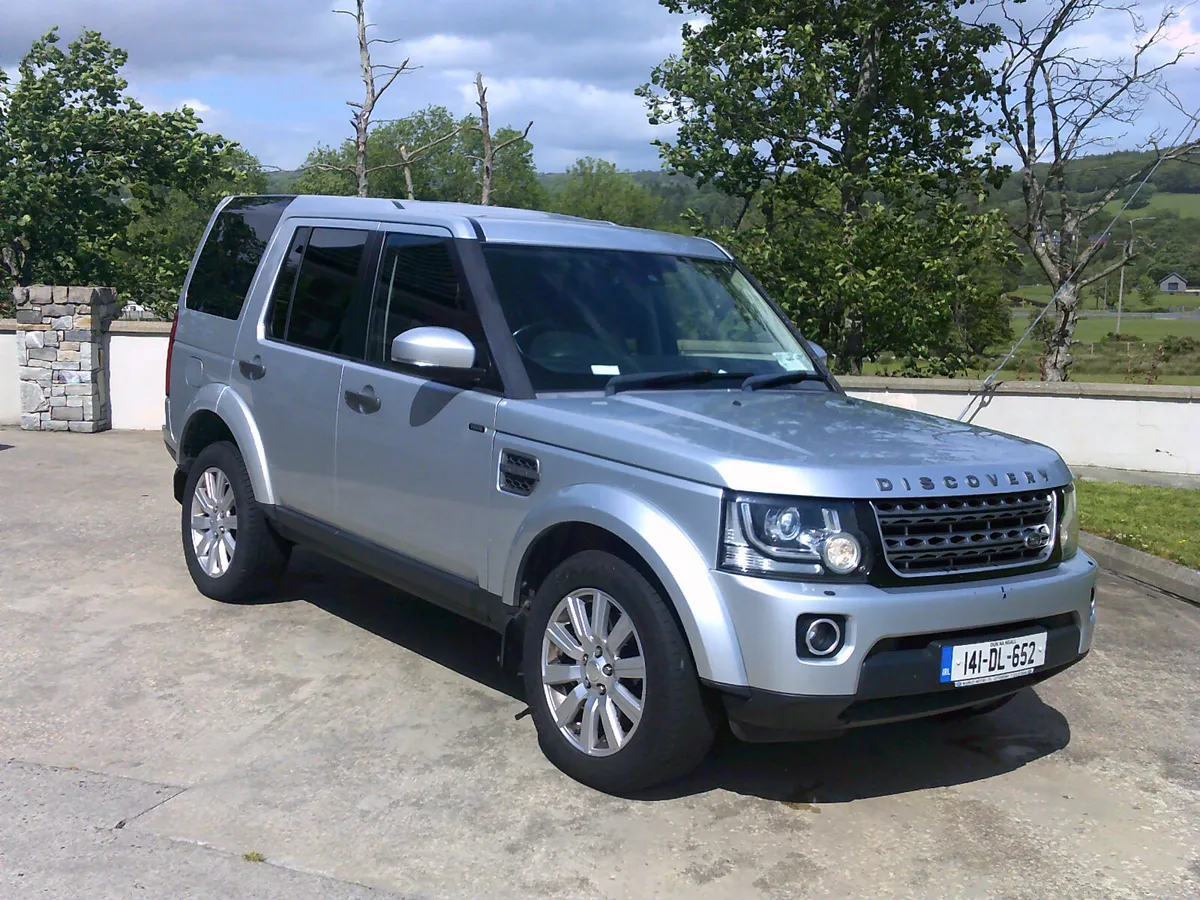 Land Rover Discovery 2014--5SEATER--LOW TAX - Image 1