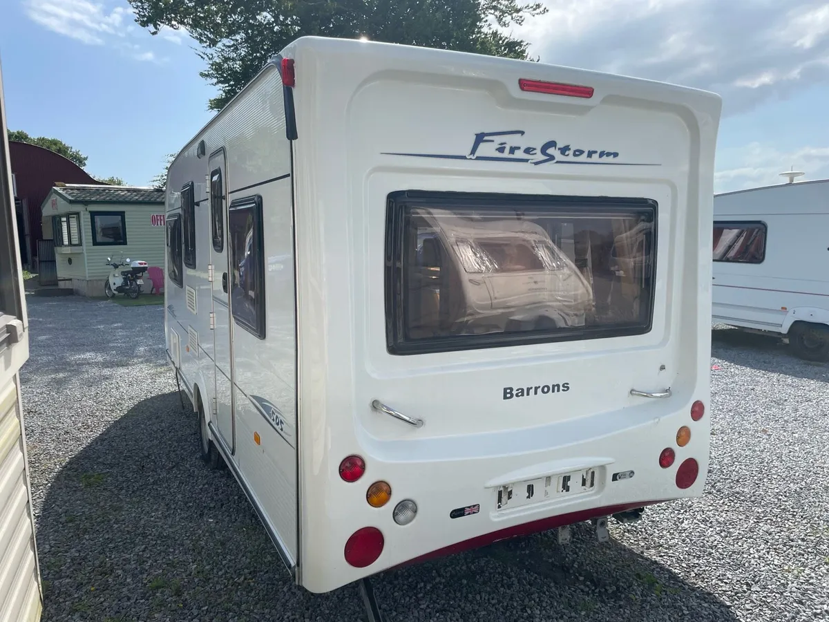 5 birth caravan - Image 4
