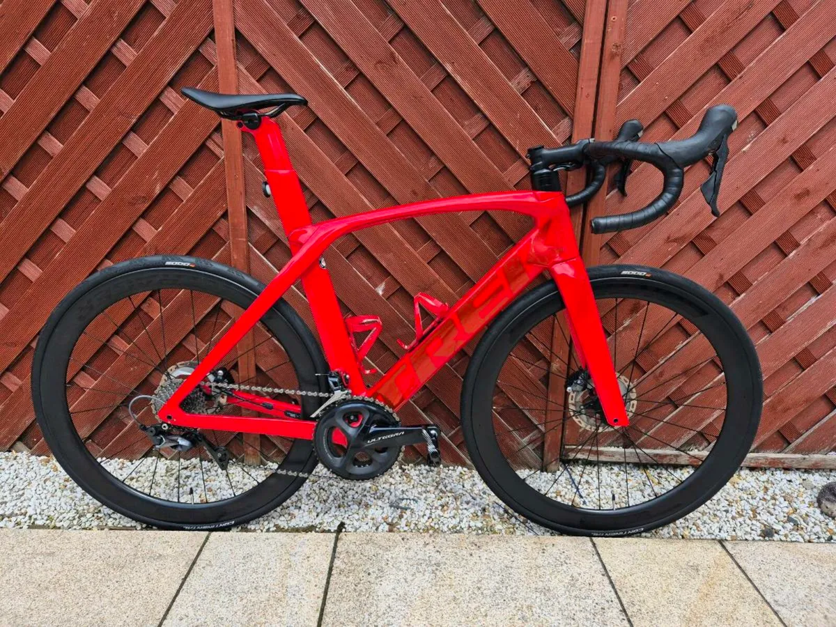 Trek Madone SL6 56cm - Image 1