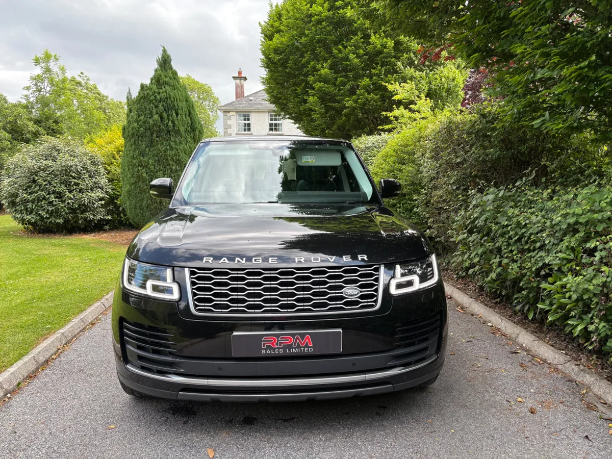 191 RANGE ROVER VOGUE  2 seater commercial - Image 4