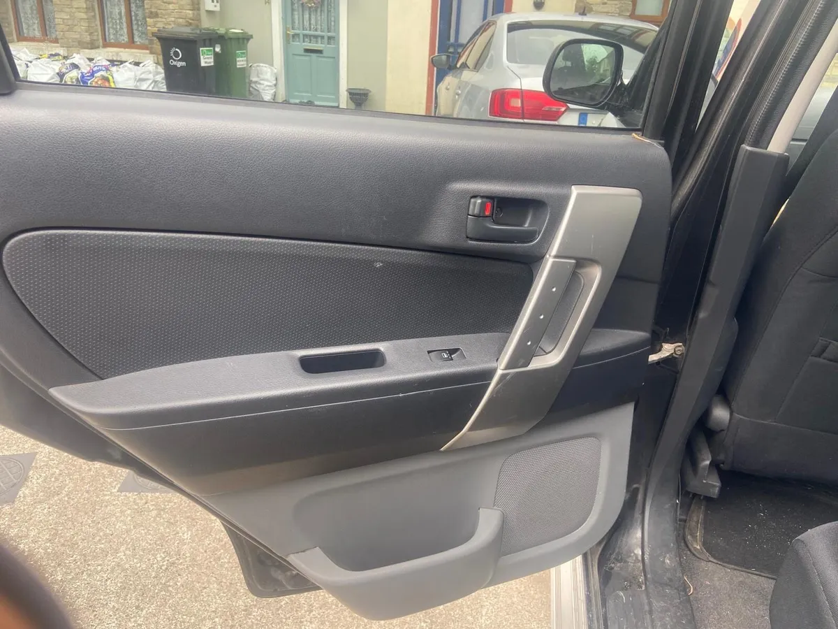 Daihatsu Terios 2007 - Image 2