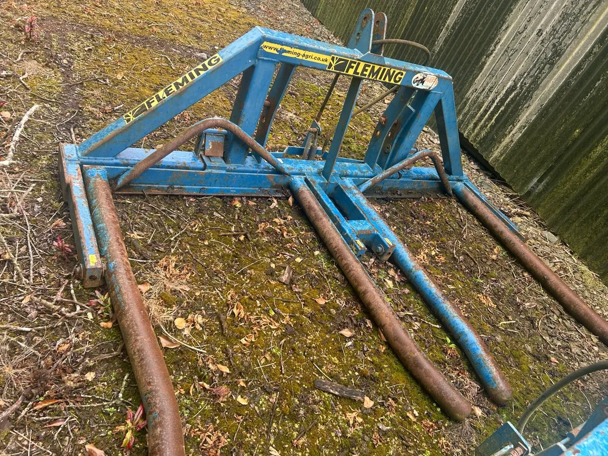 Double bale lifter - Image 2