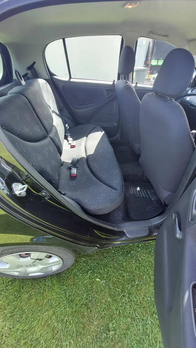 Toyota Yaris 2005 NCT til May 2026 - Image 4