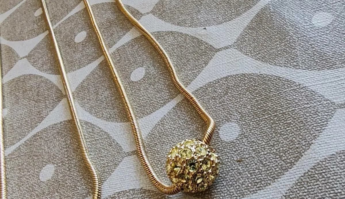 2 M and S pendants - Image 4