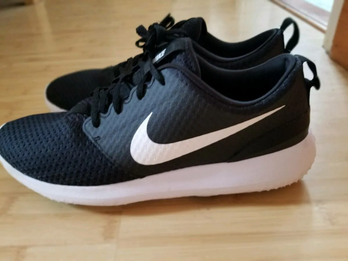 Nike golf shoes excellent condition size 9 - Image 4