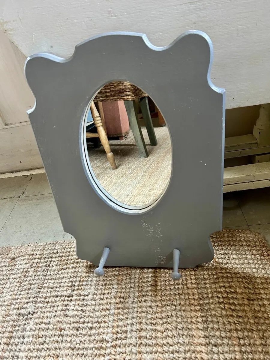 Vintage Mirror Painted in French Grey Annie Sloan - Image 2