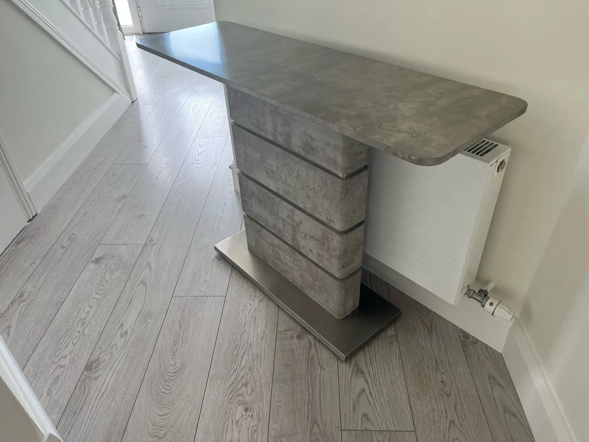 Consol table - Image 2