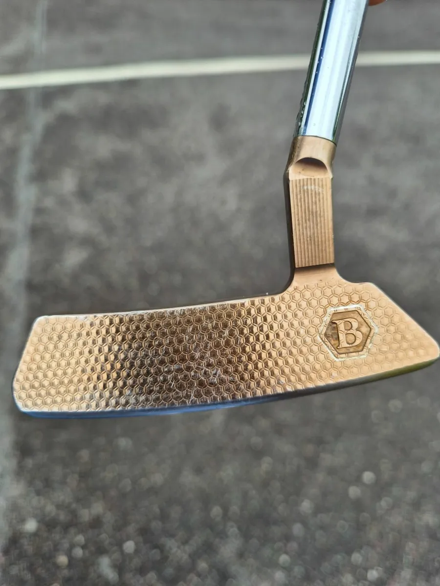 Bettinardi queen bee 35 inch - Image 3