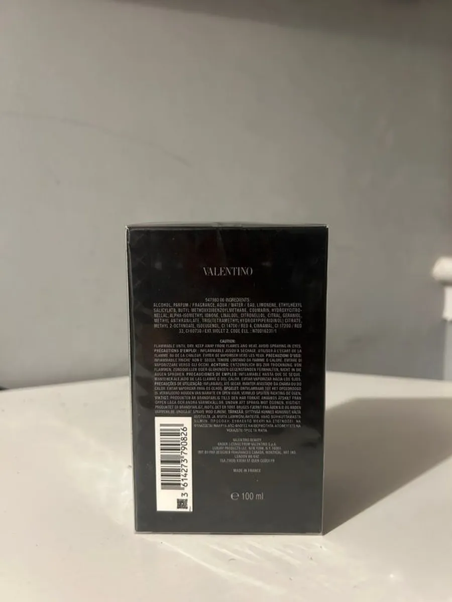 Valentino Uomo Born In Roma Intense 100ml (invoice Of Purchase) - Image 3