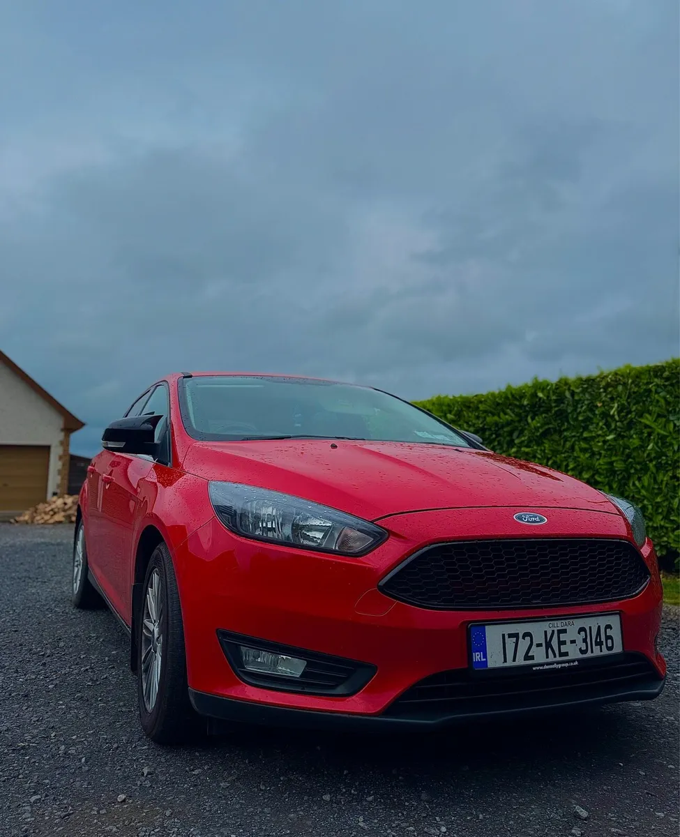 2017 FORD FOCUS ZETEC 1.0L PETROL - Image 1