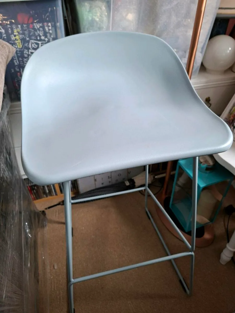 High stools - Image 2