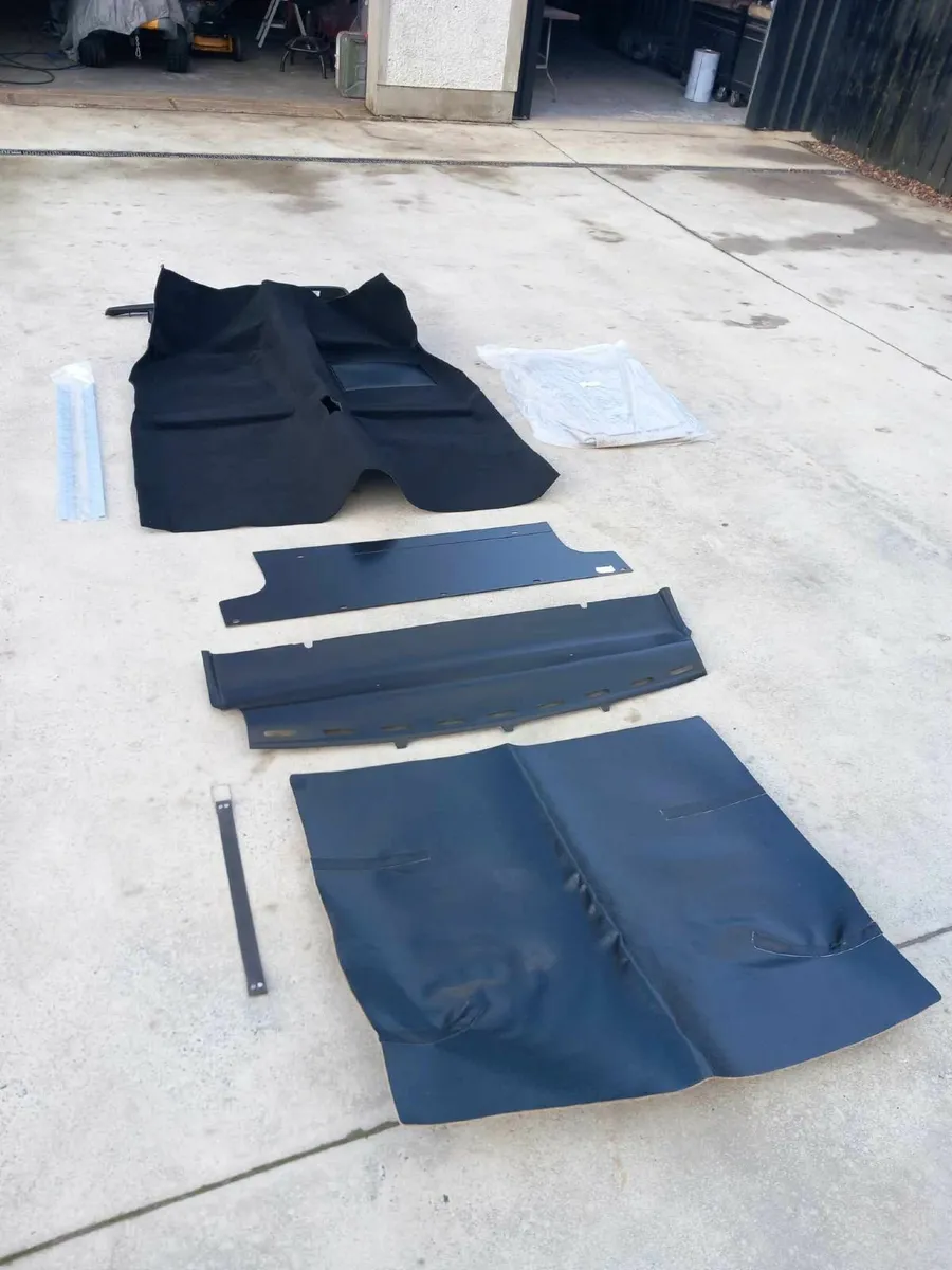 ESCORT MK2 RS2000 INTERIOR PARTS - Image 2