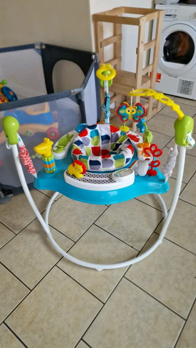 Fisher price jumperoo - Image 1