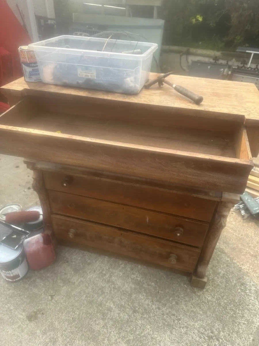 Chest of drawers free to take away - Image 2